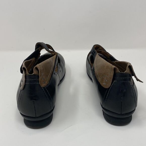 Softwaves Leather Criss Cross Straps Mary Jane Shoes - Picture 7 of 14